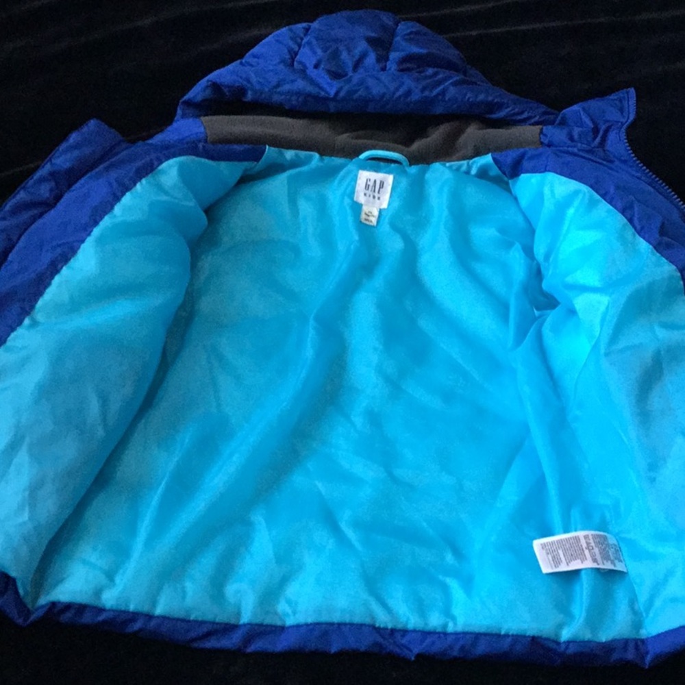 Bright blue puffer jacket - Picture 3 of 6